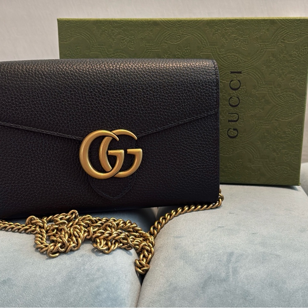 Gucci GG Marmont Wallet on Chain